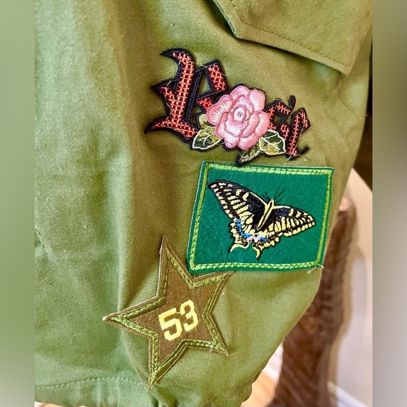 🆕RARE Cindy Kono embroidered army jacket, hidden zipper/snaps front 💚🦚🌺 NWOT - Picture 7 of 12